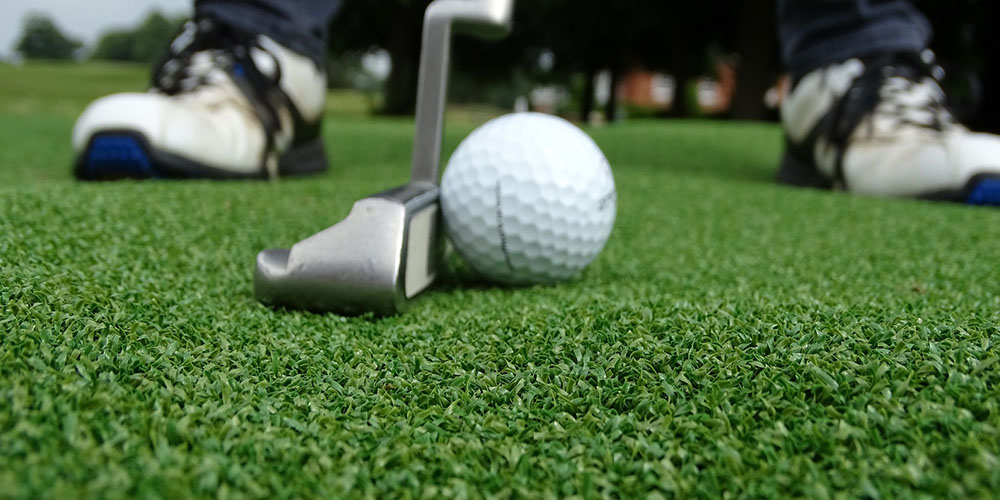 Artificial Putting Green