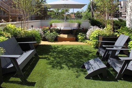 Backyard Artificial Turf Idea